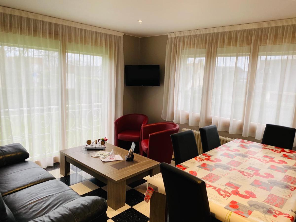 Contact Hotel - Motel Les Bleuets & Spa La Rivière-Saint-Sauveur Zewnętrze zdjęcie