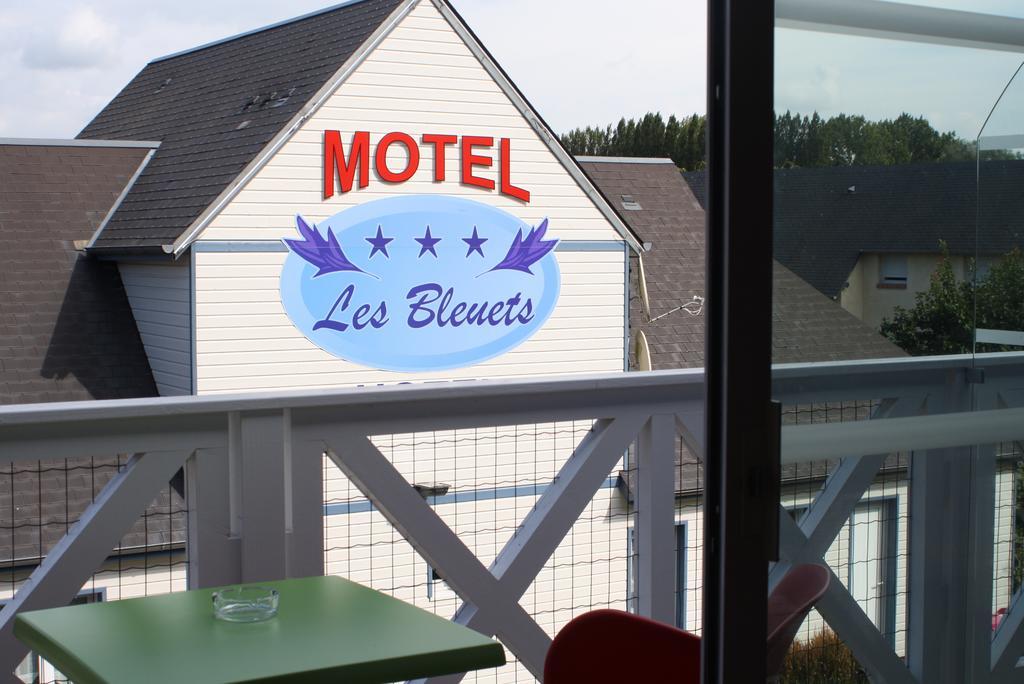 Contact Hotel - Motel Les Bleuets & Spa La Rivière-Saint-Sauveur Pokój zdjęcie
