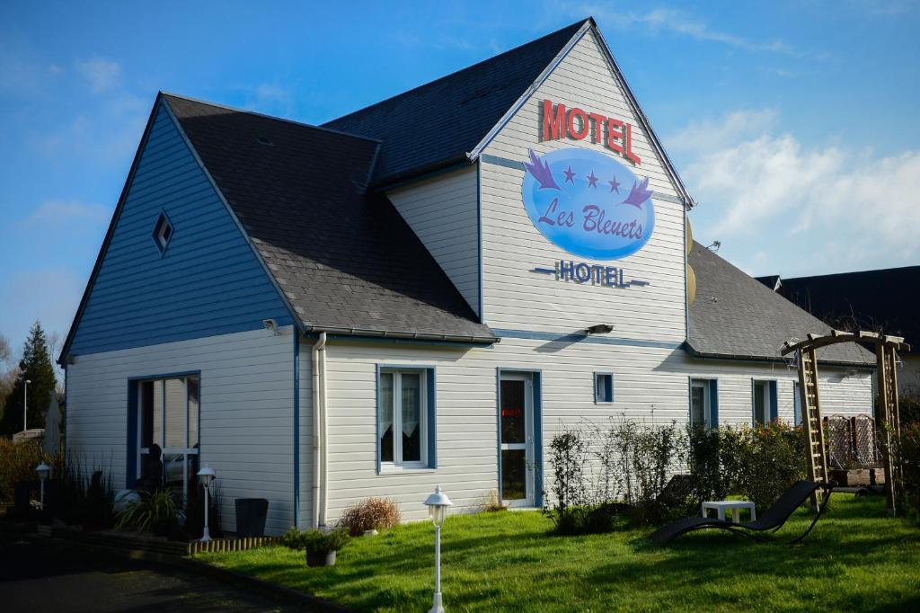 Contact Hotel - Motel Les Bleuets & Spa La Rivière-Saint-Sauveur Zewnętrze zdjęcie
